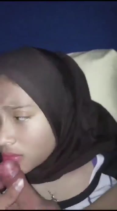 Bokep Hijab Malu Saat Direkam Waktu Sepong